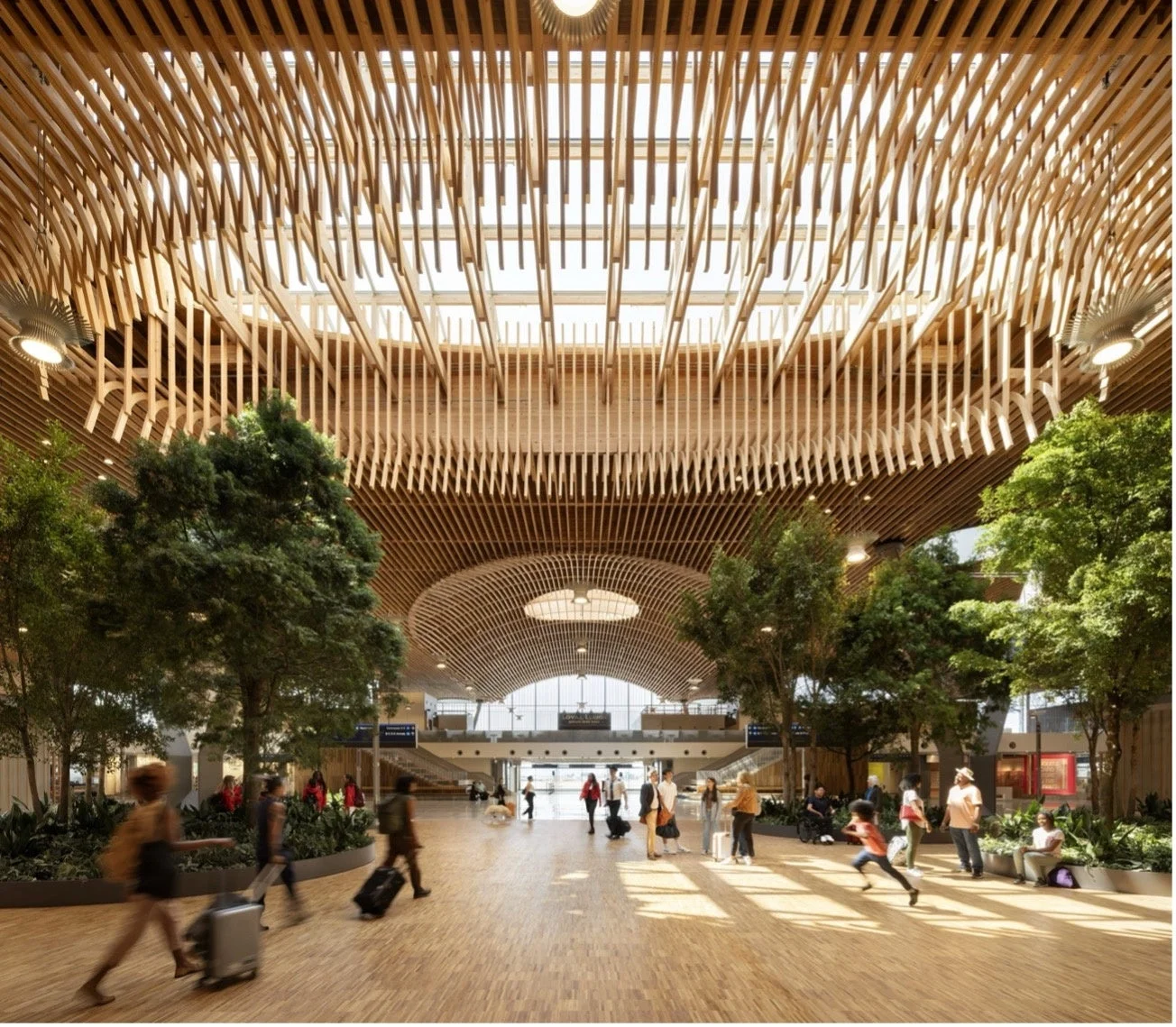 ポートランド国際空港の新しいターミナル内部