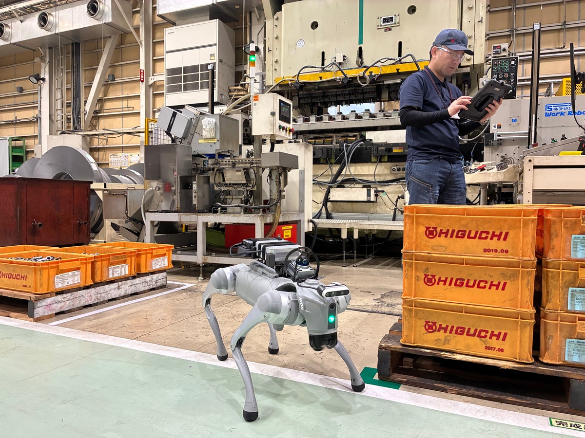 【生成AI・フィジカルAI ファクトリー 樋口製作所】岐阜の老舗製造業が四足歩行ロボットで工場内の自律巡回を実現